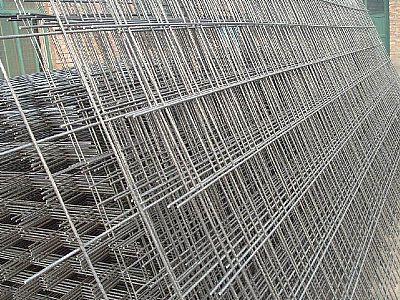 鋼筋網片應用于橋面直徑為4-12毫米