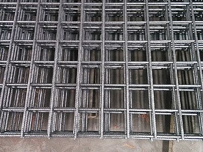 鋼筋焊接網片在混凝土施工中比較高的穩定度
